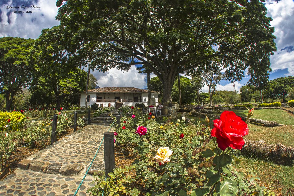 noticias-destacadas/dia-del-amor-y-la-amistad-en-la-hacienda-el-paraiso